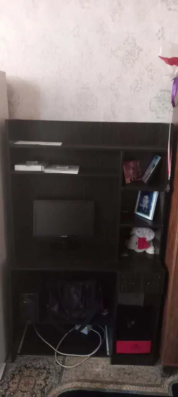 میز کامپیوتر|میز تحریر و کامپیوتر|اسلام‌شهر, شهرک قائمیه|دیوار