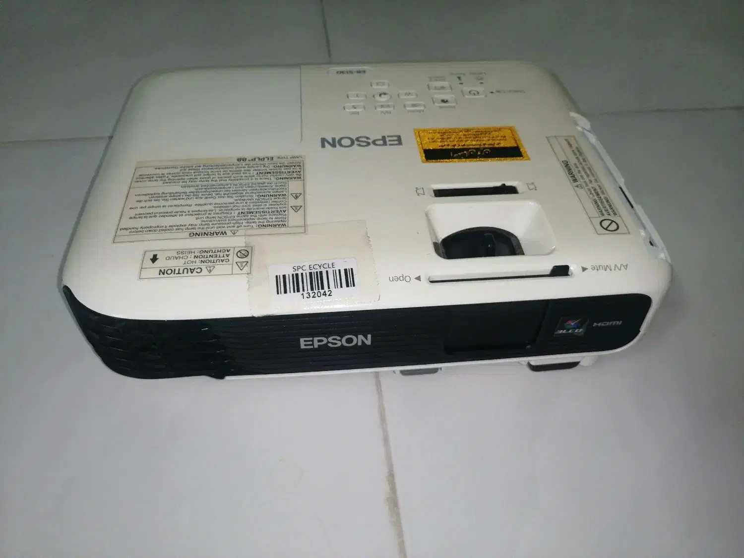 پروژکتور epson همراه با تخفیف|تلویزیون و پروژکتور|نهاوند, |دیوار