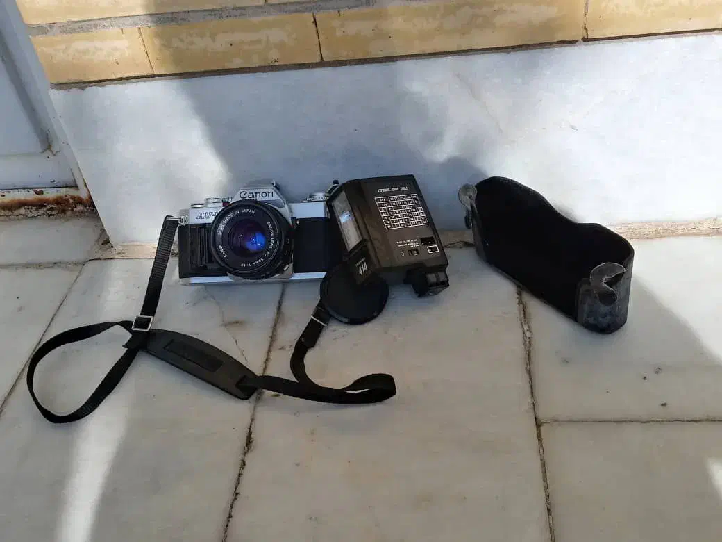 دور بین آنالوگ کانن av1|دوربین عکاسی و فیلمبرداری|اصفهان, کوهانستان|دیوار