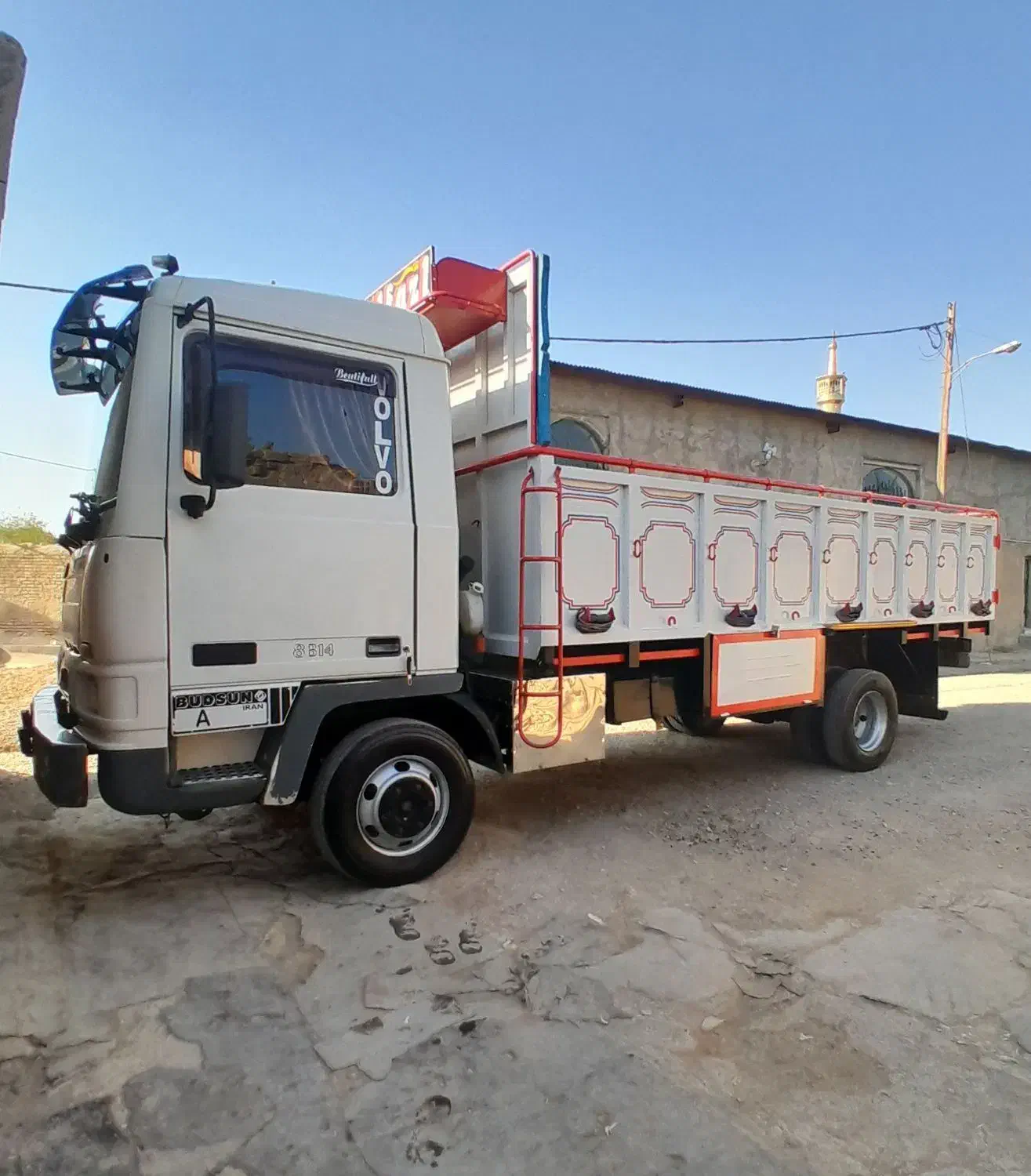 بادسان بی8مدل83بیرنگ عروسک|خودرو سنگین|بروجرد, |دیوار