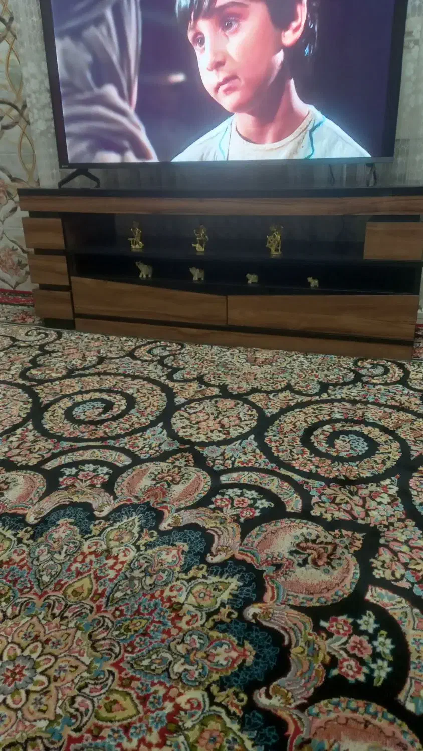 زیر تلویزیون|میز تلویزیون|بروجرد, |دیوار