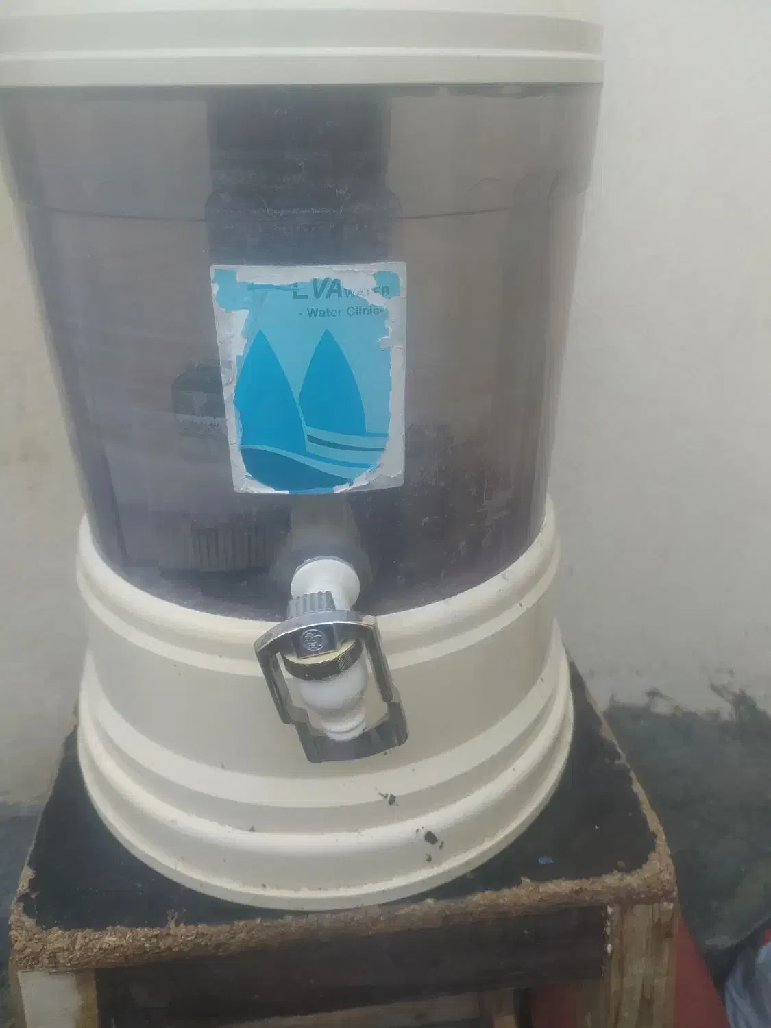 آب تصفیه کن|آبسردکن و تصفیه آب|بروجرد, |دیوار