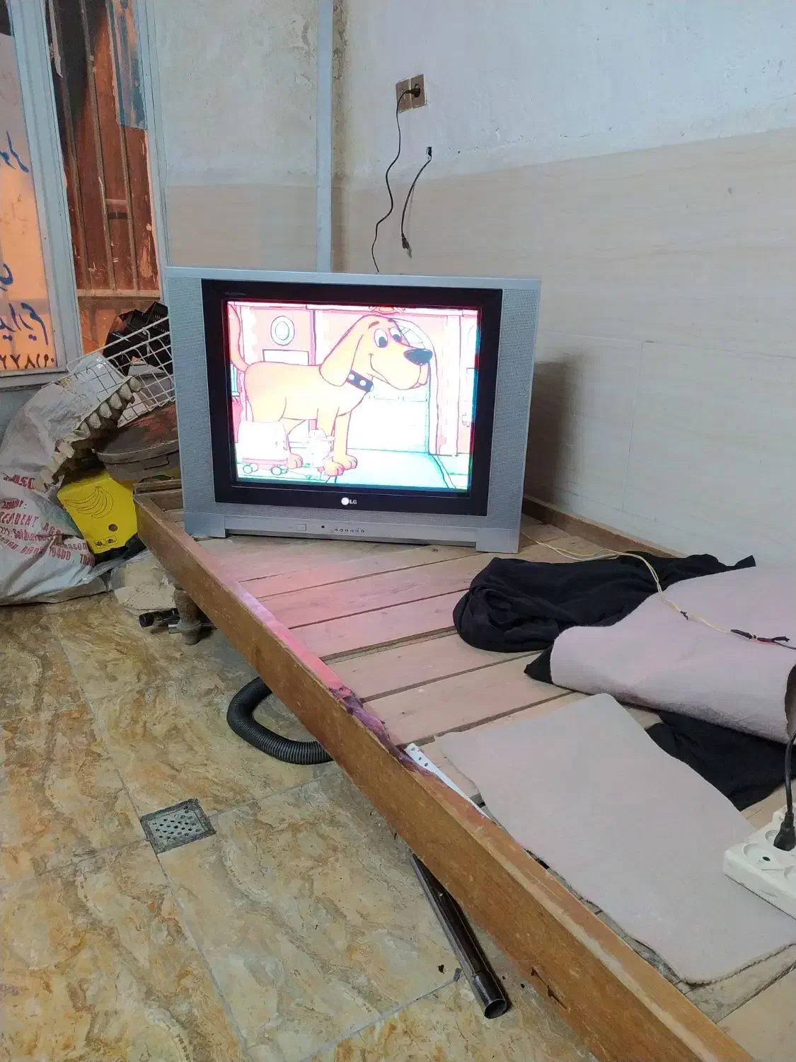 تلویزیون ۲۹ اینج|تلویزیون و پروژکتور|کرمانشاه, |دیوار