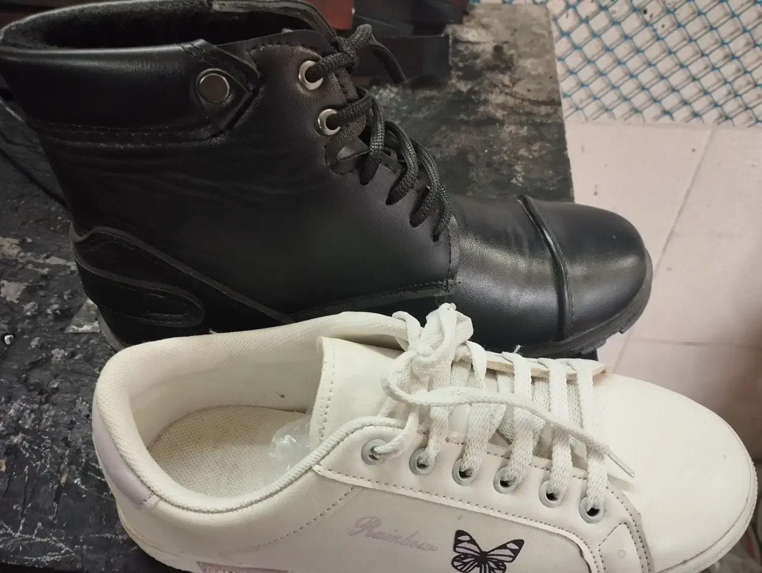 کفش|کیف، کفش، کمربند|سنندج, |دیوار