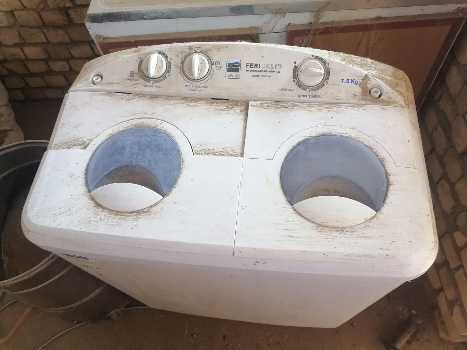 دوعدد لباسشوی|ماشین لباسشویی و خشککن لباس|زبرخان, |دیوار