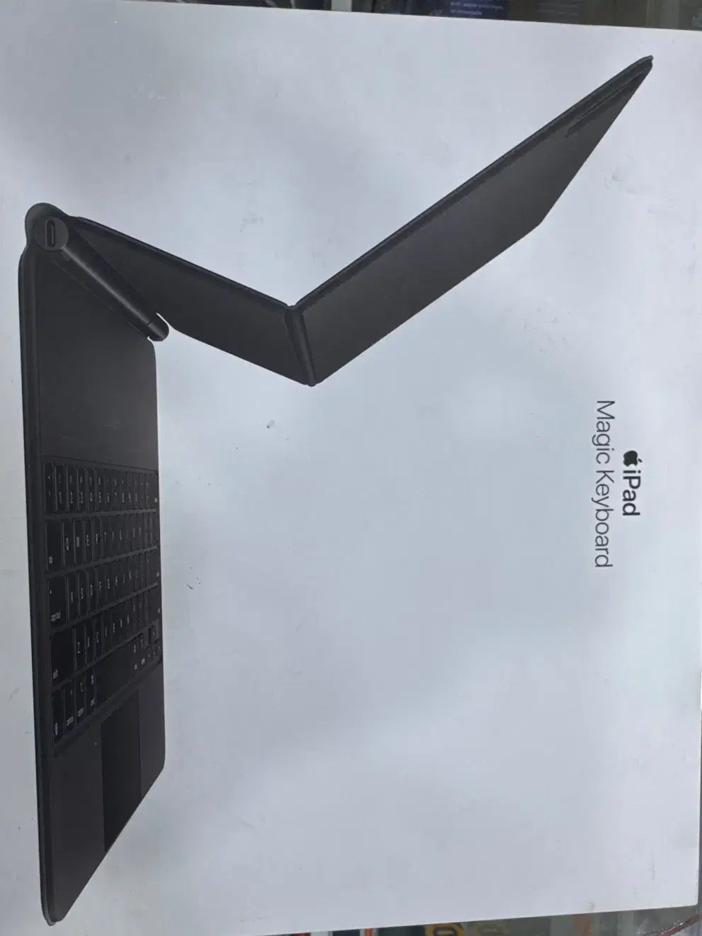 Magic keyboard ipad 12.9 مجیک کیبورد|لوازم جانبی موبایل و تبلت|شیراز, عفیف‌آباد|دیوار