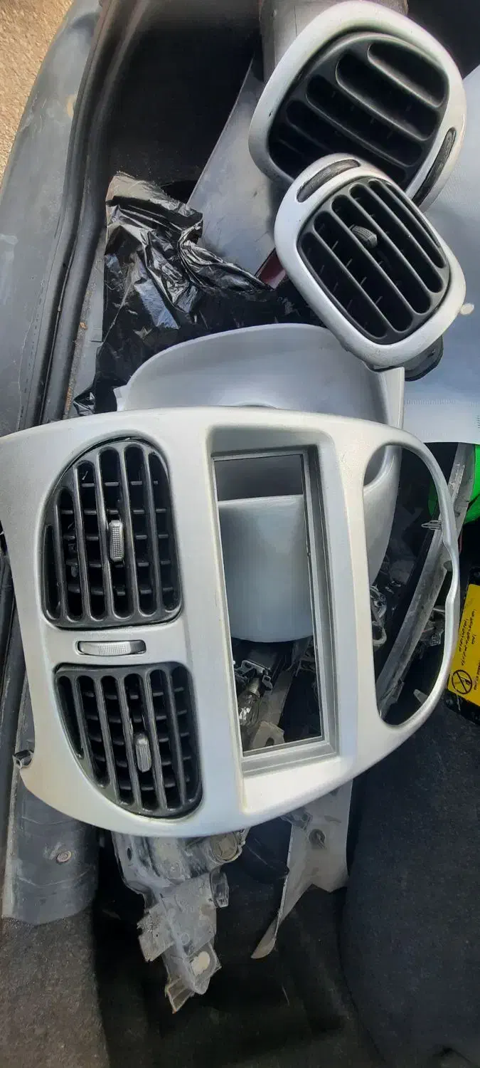 قاب پنل ضبط و قاب بالا و بخاری ۲۰۶|قطعات یدکی و لوازم جانبی|قائمشهر, |دیوار