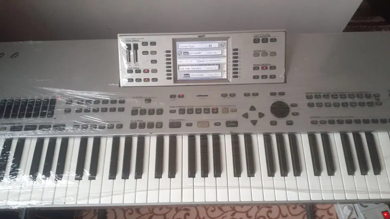 جی ام جنسیس|پیانو، کیبورد، آکاردئون|محمدیه-قزوین, |دیوار