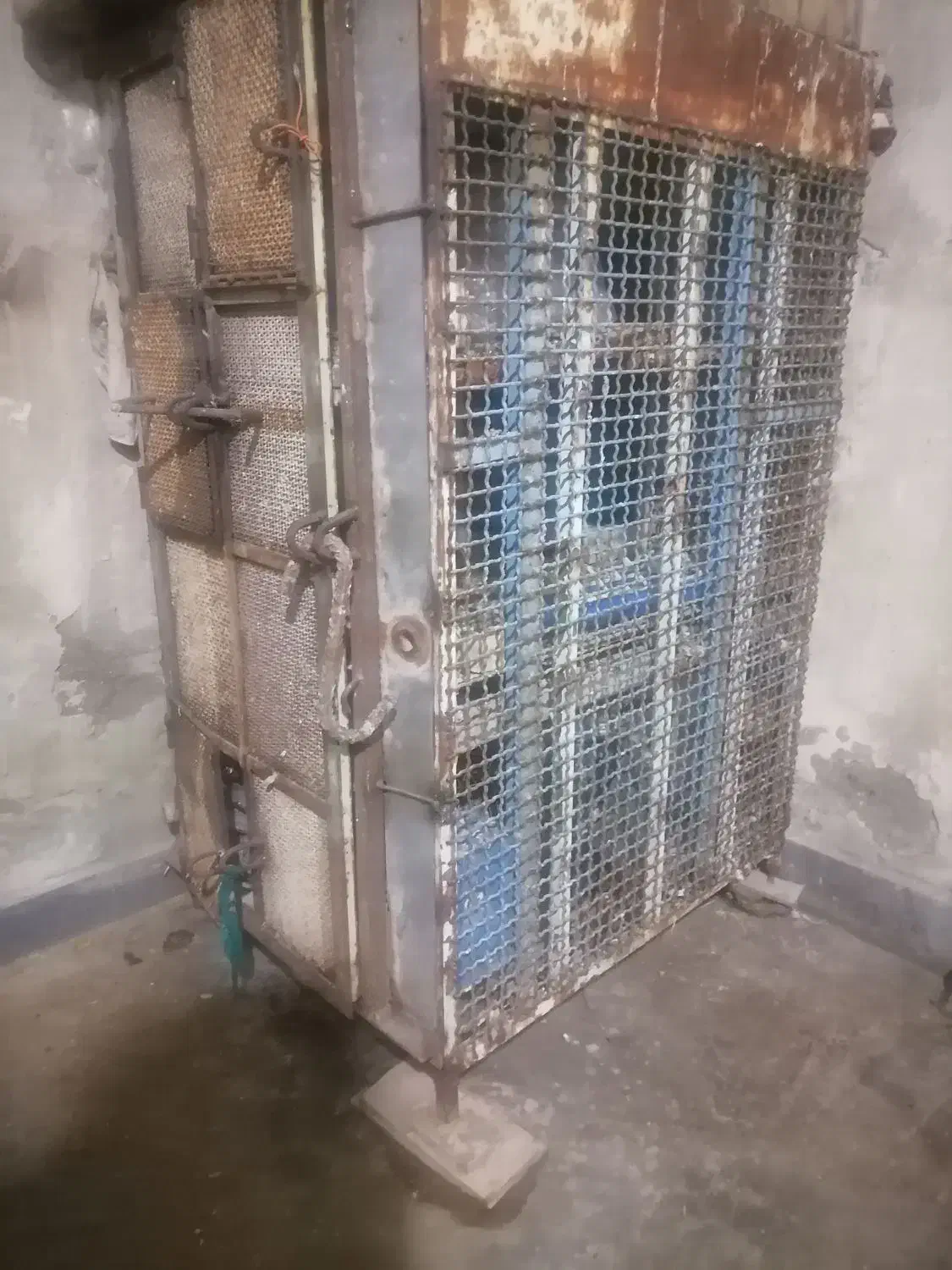 بعلت جابجاب|لوازم جانبی حیوانات|امیدیه, |دیوار