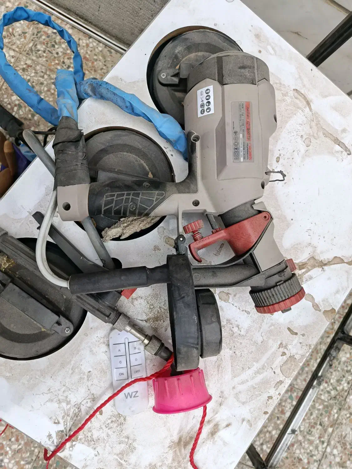 فانتا کروم پاش اتوماتیک در حد نو|ماشین‌آلات صنعتی|اندیشه, اندیشه فاز ۲|دیوار