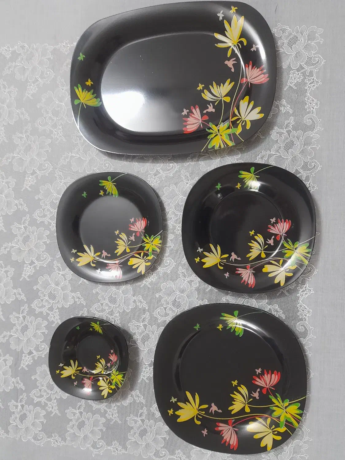 سرویس غذا خوری|ظروف سرو و پذیرایی|قم, زاد|دیوار