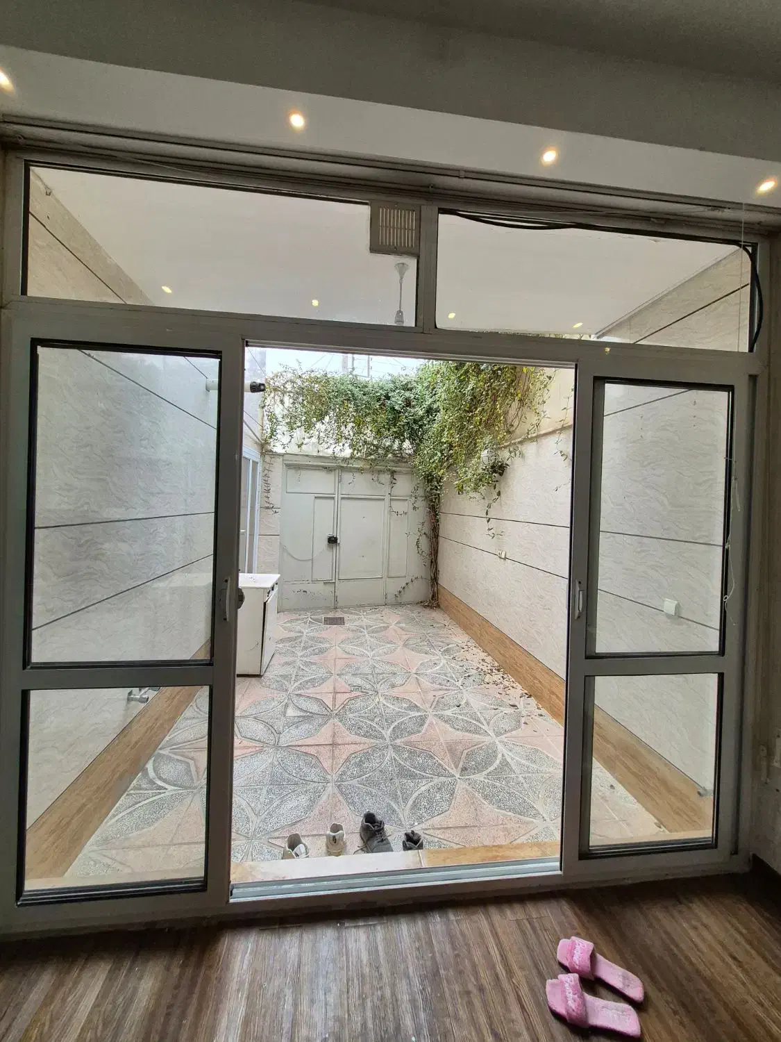 اجاره روزانه|اجارهٔ کوتاهمدت آپارتمان و سوئیت|اصفهان, عطار نیشابوری|دیوار