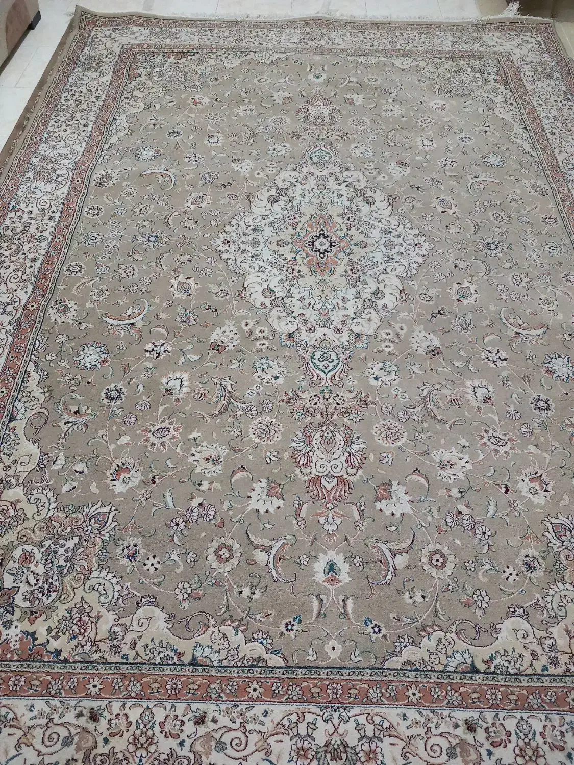 فرش ۹ متری ساوین ۷۰۰ شانه|فرش|ساری, |دیوار