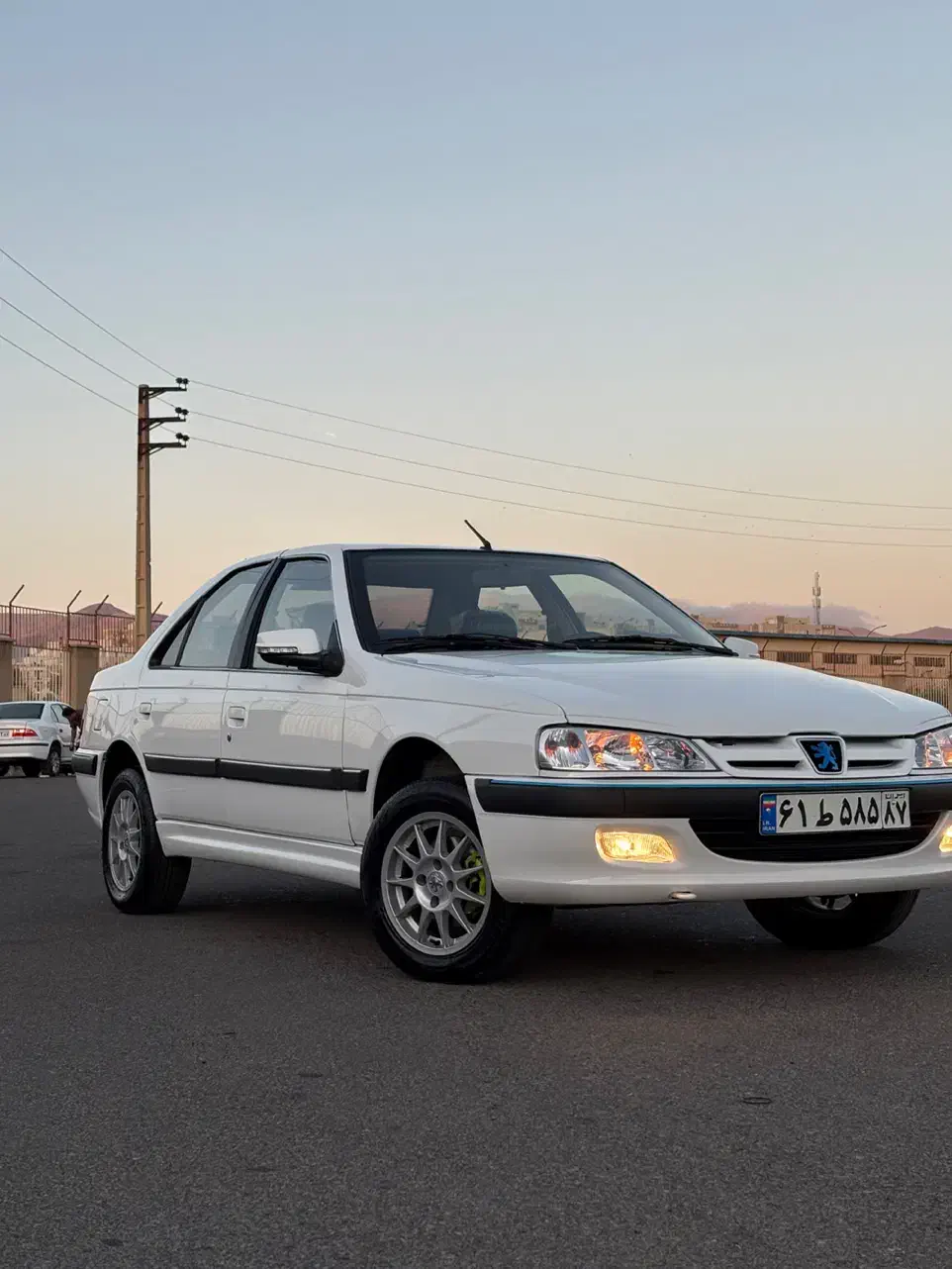 پژوپارس مدل ۹۷ اتاق تعویض|خودرو سواری و وانت|زنجان, |دیوار