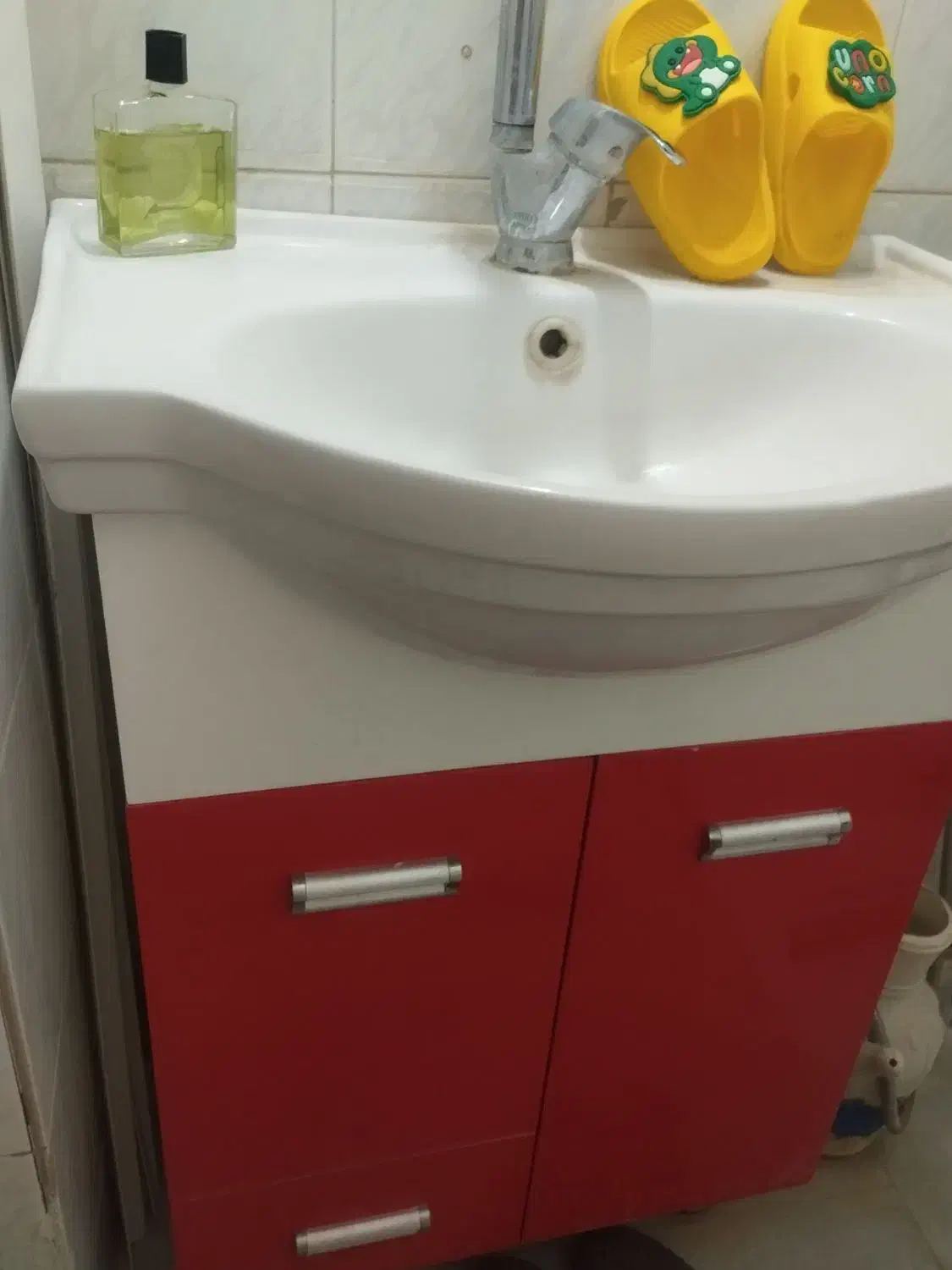 روشویی و آینه|لوازم سرویس بهداشتی|قزوین, |دیوار