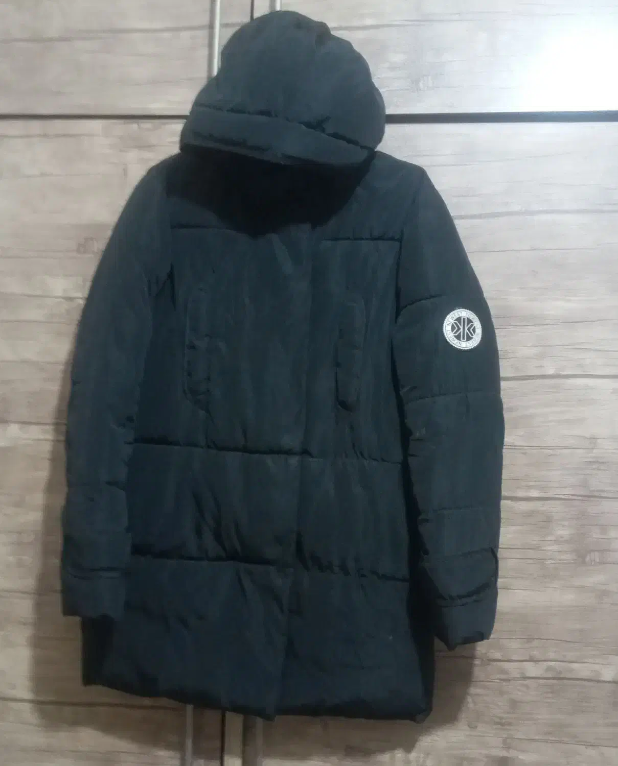 کاپشن درحدنو|لباس|هشتگرد, شهرک مهستان ۱|دیوار