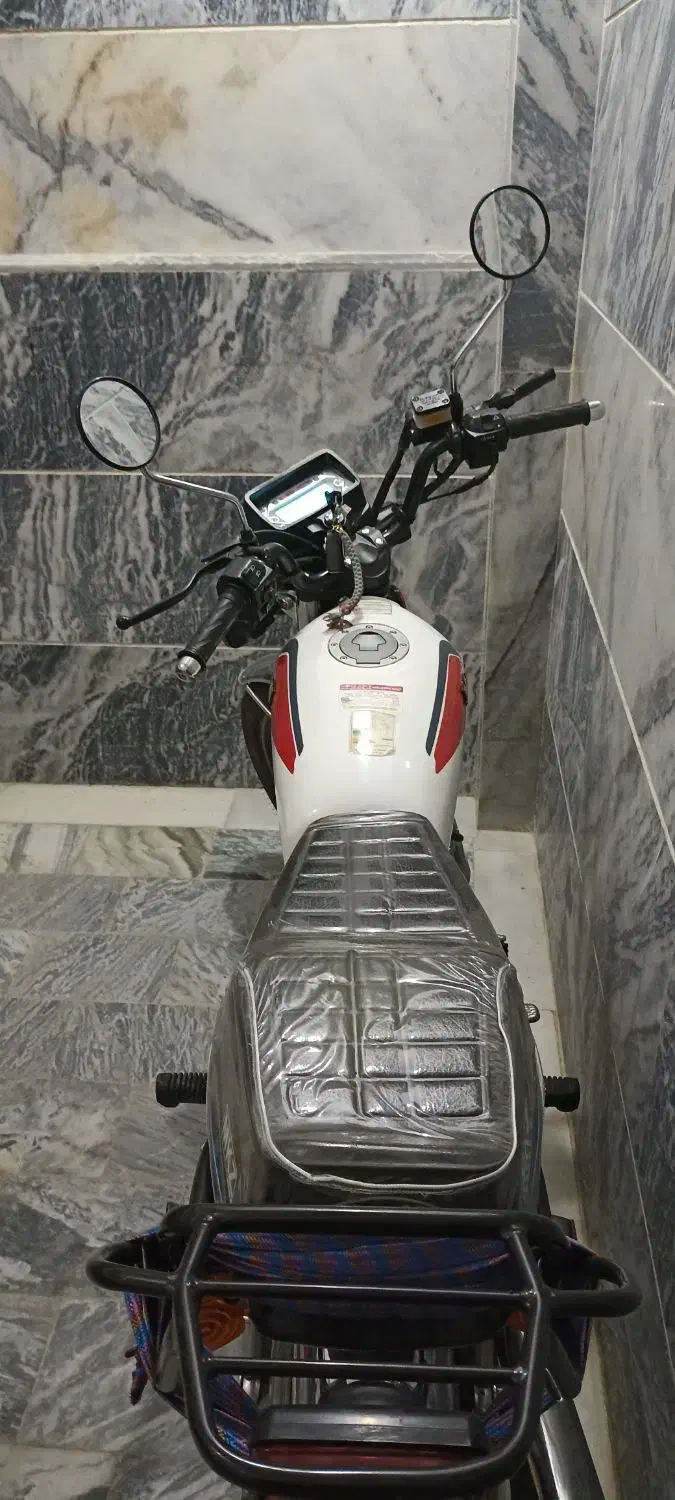 موتور متین 403کم کارکرد|موتورسیکلت|بروجرد, |دیوار