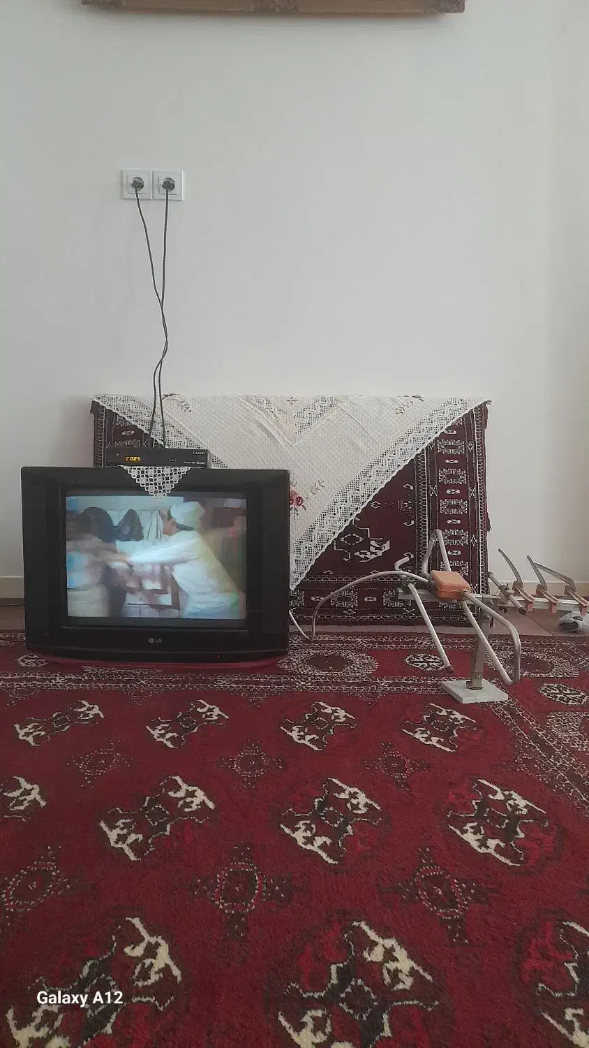 تلویزیون|تلویزیون و پروژکتور|بندر ترکمن, |دیوار