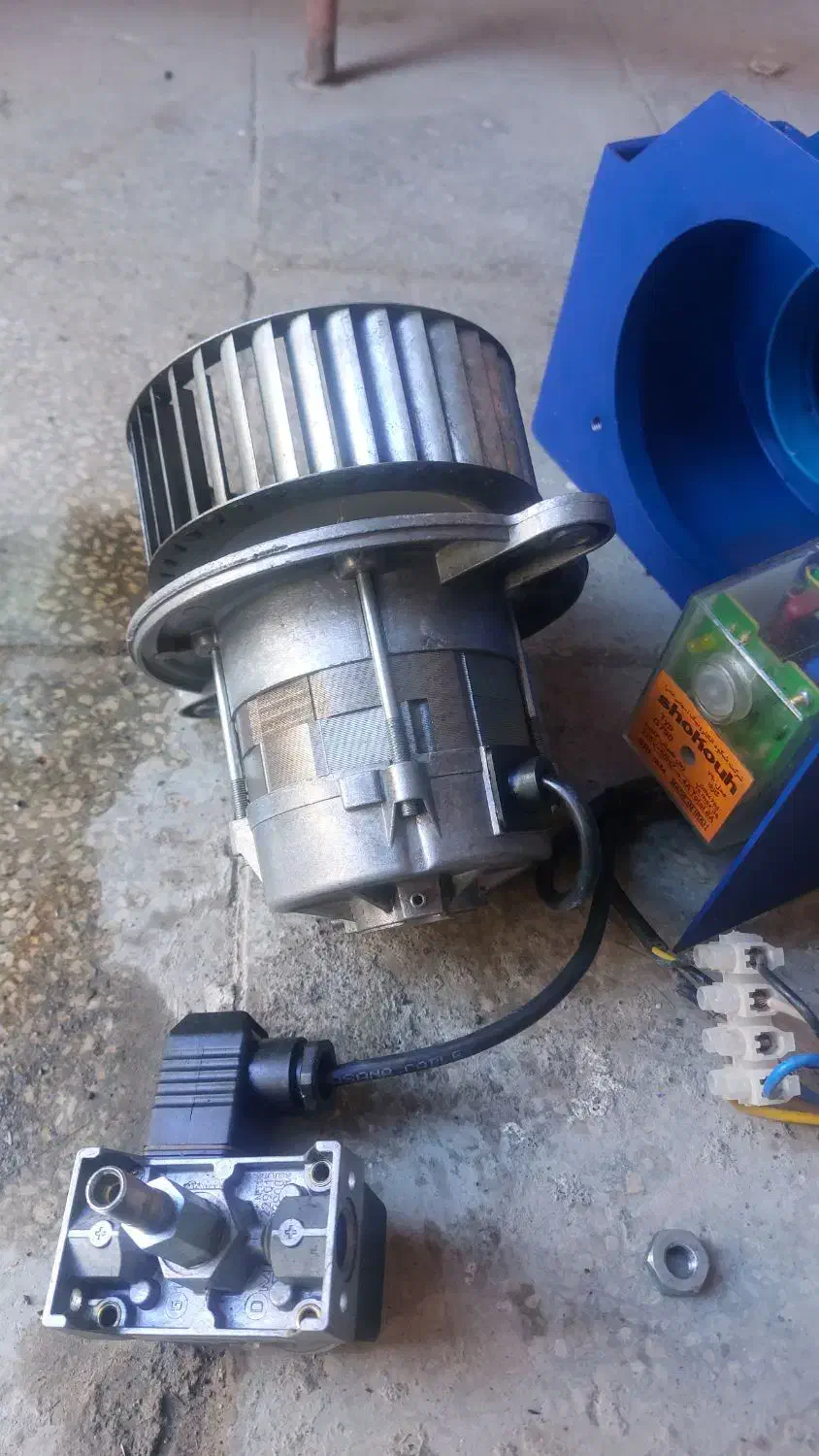 تعمیر و سرویس موتورخانه ، دیگ آبگرم ، مشعل ، پکیج|خدمات پیشه و مهارت|مشهد, سرافرازان|دیوار