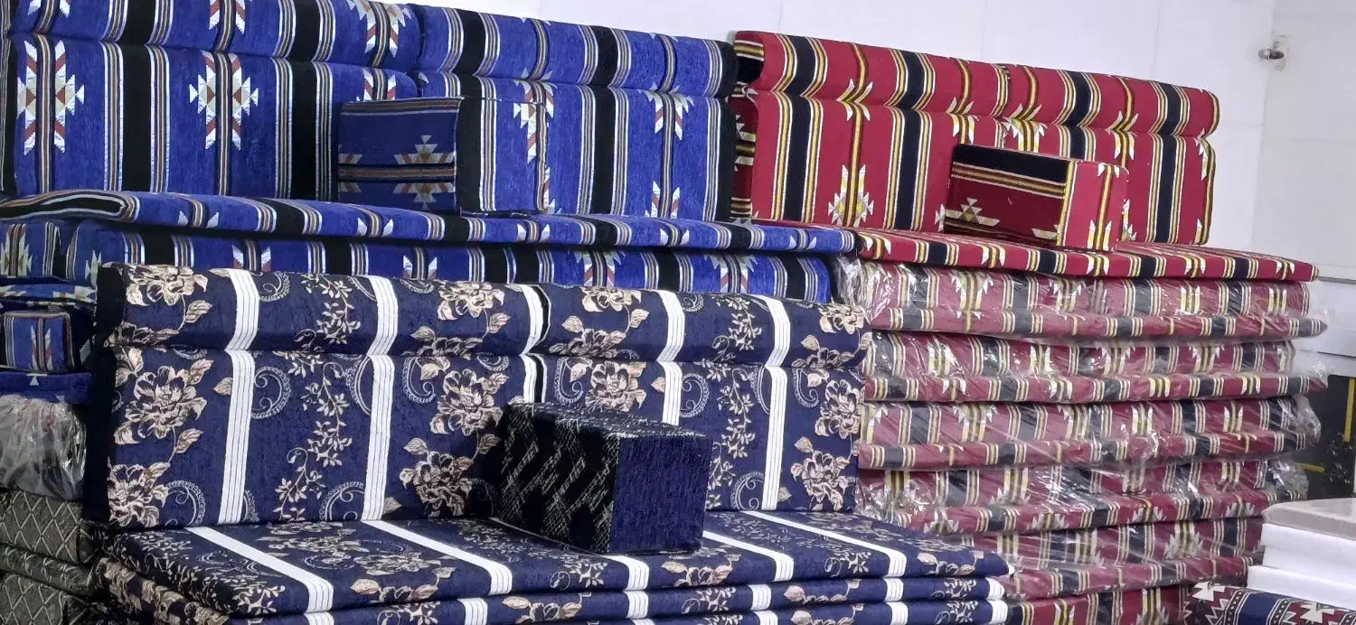 تولیدی پشتی و مبل خلیجی حورا|مبلمان خانگی و میز عسلی|اهواز, کوی مندلی(سه راه خرمشهر)|دیوار