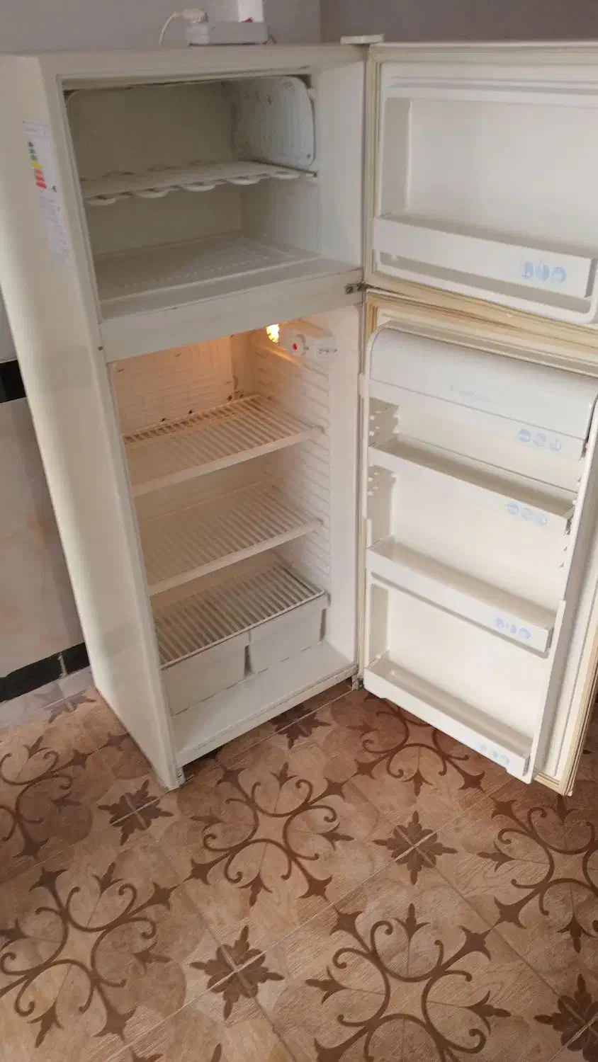 یخچال فریزر تمیز ، کاملا سالم موتور پاناسونیک|یخچال و فریزر|مهاباد (آذربایجان غربی), |دیوار