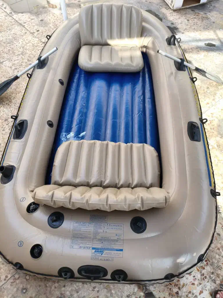 قایق بادی و موتور برقی اینتکس|قایق و سایر وسایل نقلیه|دوگنبدان, |دیوار