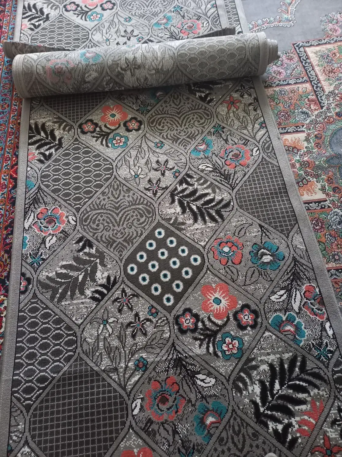 گلیم فرش راه پله|گلیم، جاجیم، گبه|کرج, خرمدشت|دیوار