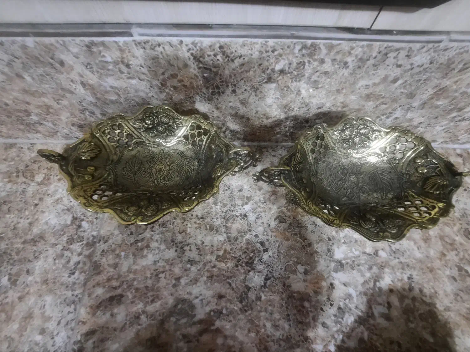 شکلات خوری وریتون برنزاصل|کلکسیون اشیاء عتیقه|اسلام‌‌آباد غرب, |دیوار