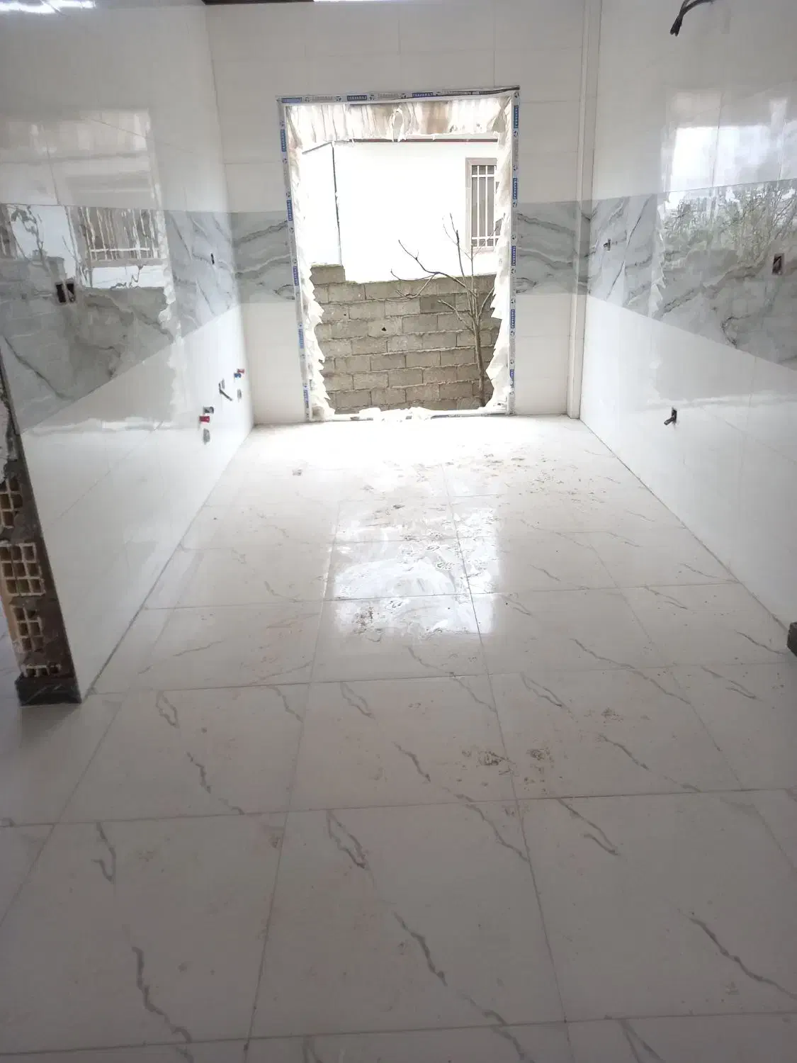 کاشی کاری|خدمات پیشه و مهارت|املش, |دیوار