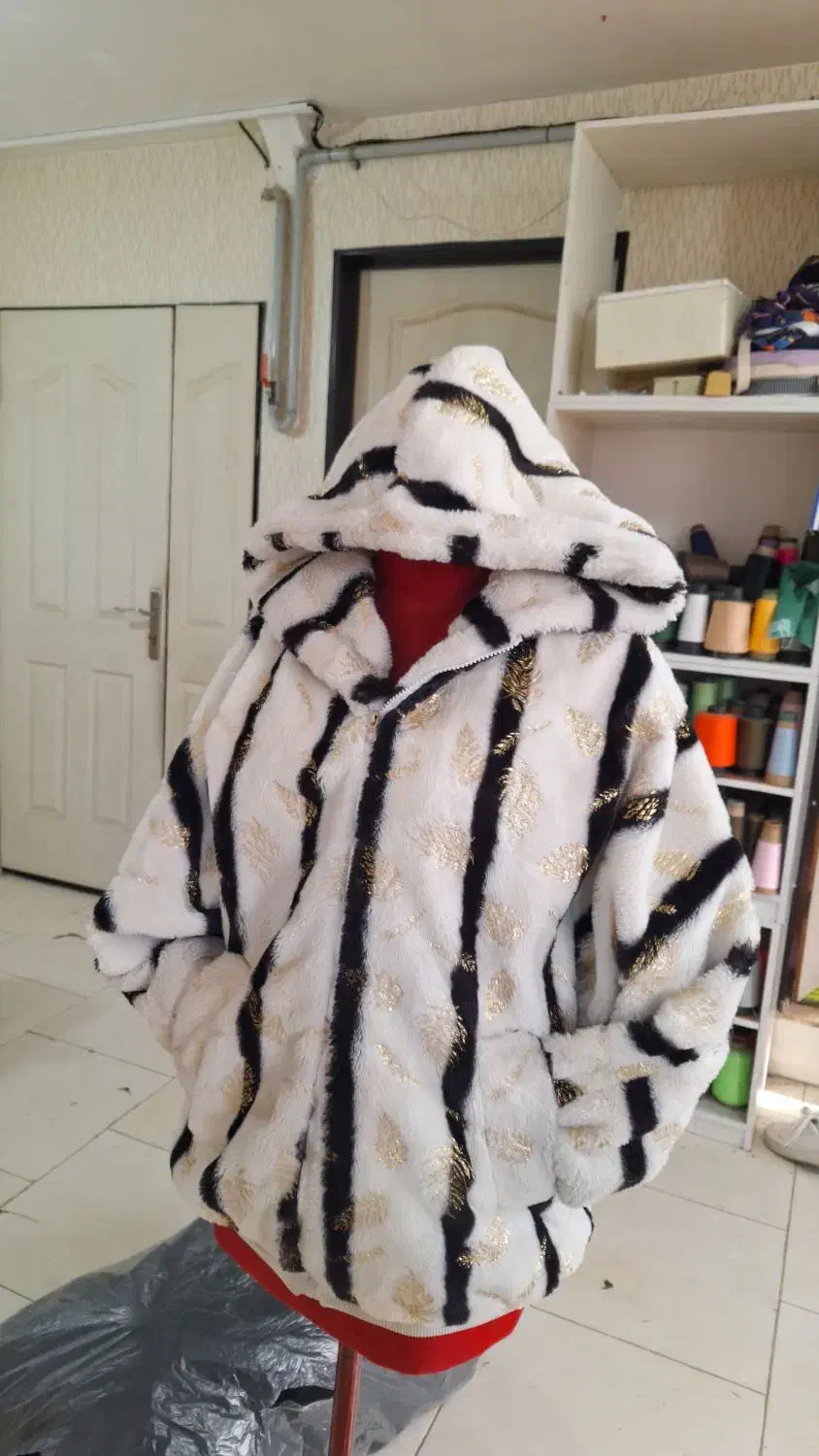 سویشرت جنس خز|لباس|هشتگرد, فاز ۲ مهستان|دیوار