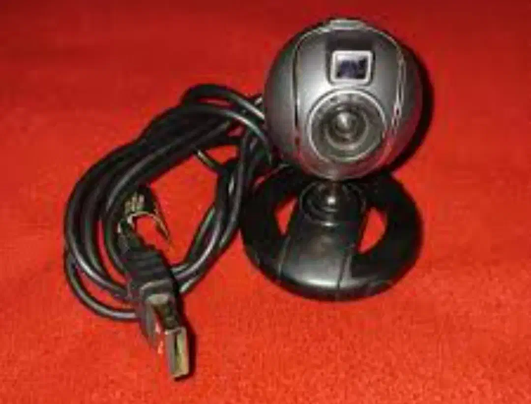 دوربین وب کم تعداد موجود است|قطعات و لوازم جانبی رایانه|تهران, بهمن یار|دیوار