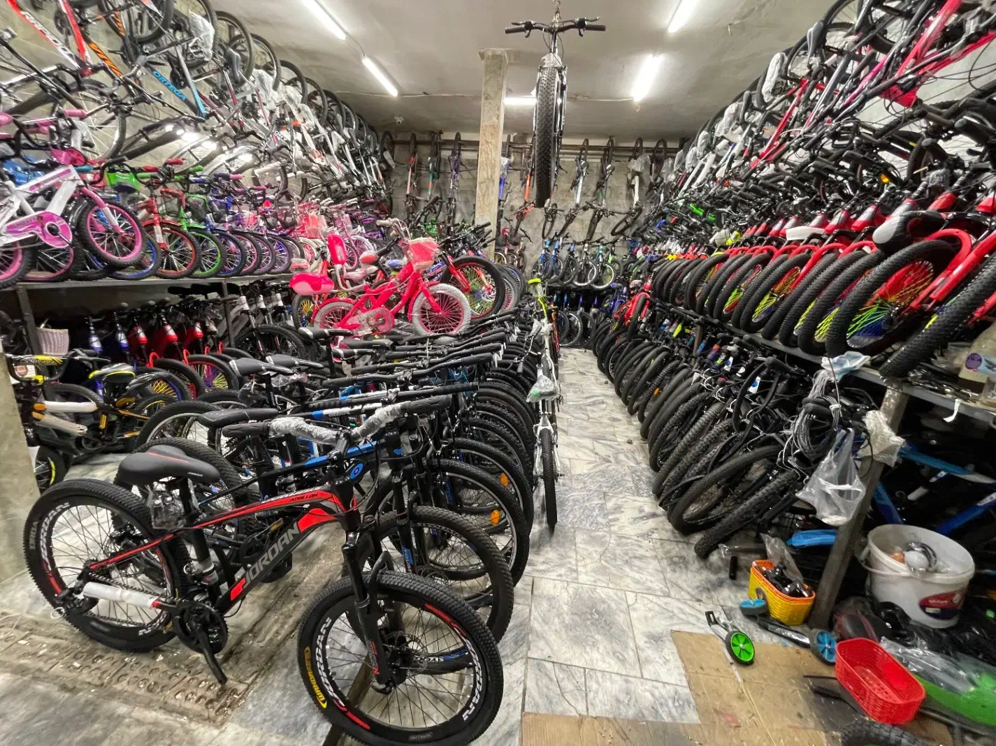 دنیای دوچرخه مدرن۲۴.۲۶|دوچرخه، اسکیت، اسکوتر|مشهد, رستگار|دیوار