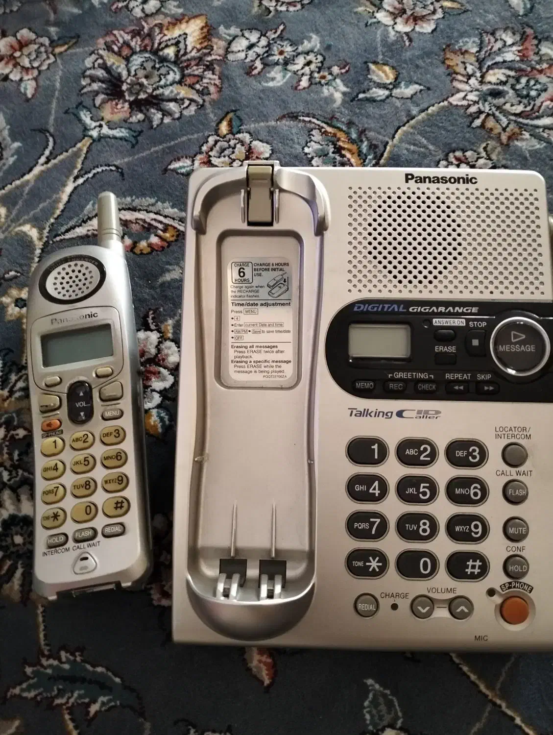 تلفن رومیزی|تلفن رومیزی|بومهن, |دیوار