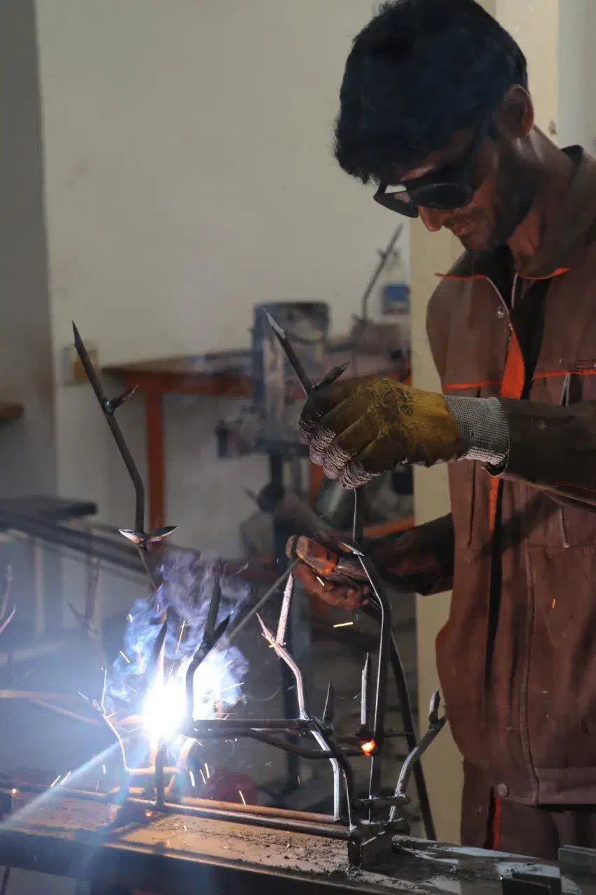 جوشکار و تانکر ساز حرفه ای کار«زاهدان»|استخدام صنعتی، فنی، مهندسی|کرمانشاه, |دیوار