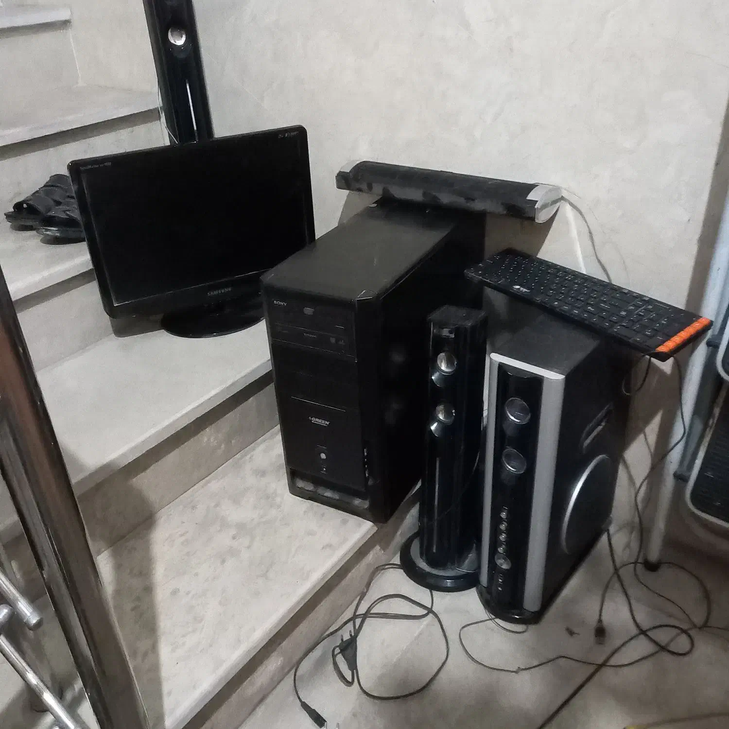 یه عدد کامپیوتر سالم دست نخورده همه چیزش کامل|رایانه رومیزی|قدس, شهر‌قدس|دیوار