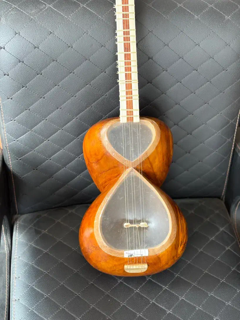 معاوضه تار با عود|سازهای سنتی|بندرعباس, |دیوار