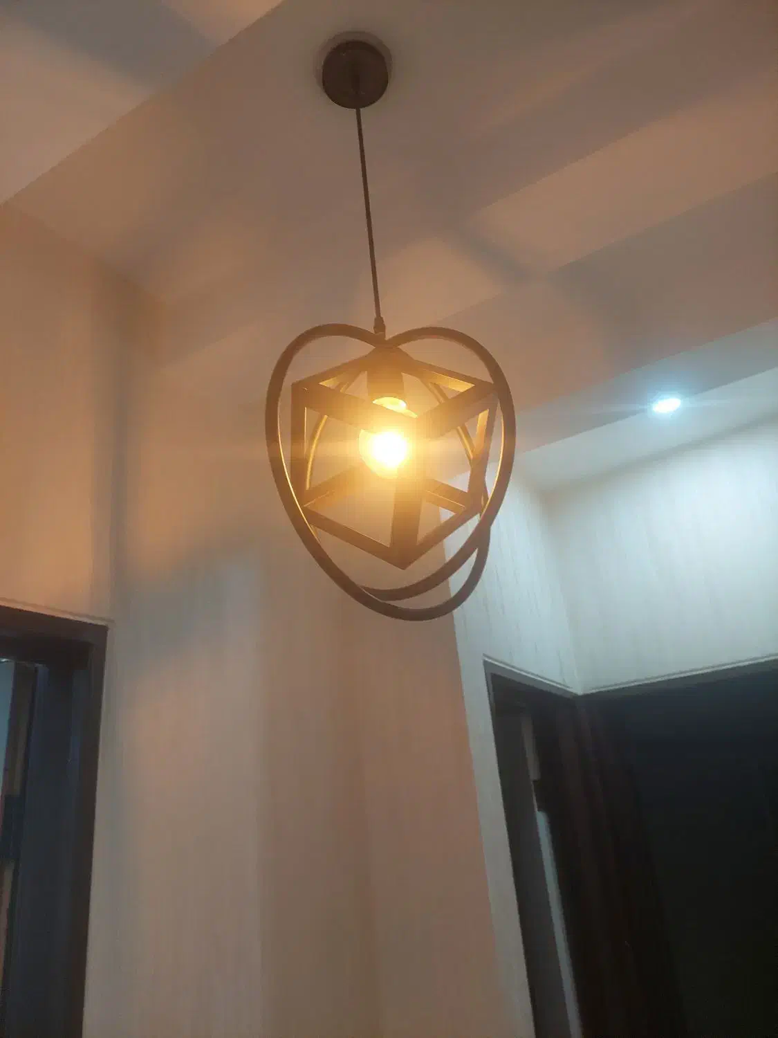 لوستر|لوستر و چراغ آویز|شهر ری, شهرری|دیوار