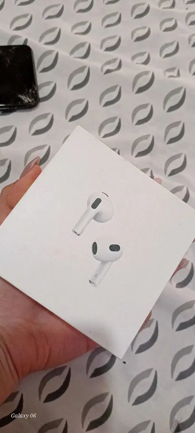 ایرپاد|لوازم جانبی موبایل و تبلت|میانه, |دیوار