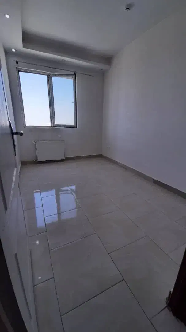 سرمایه گذاری مطمئن، زیر قیمت، منطقه خوش آب و هوا|فروش آپارتمان|لار, |دیوار