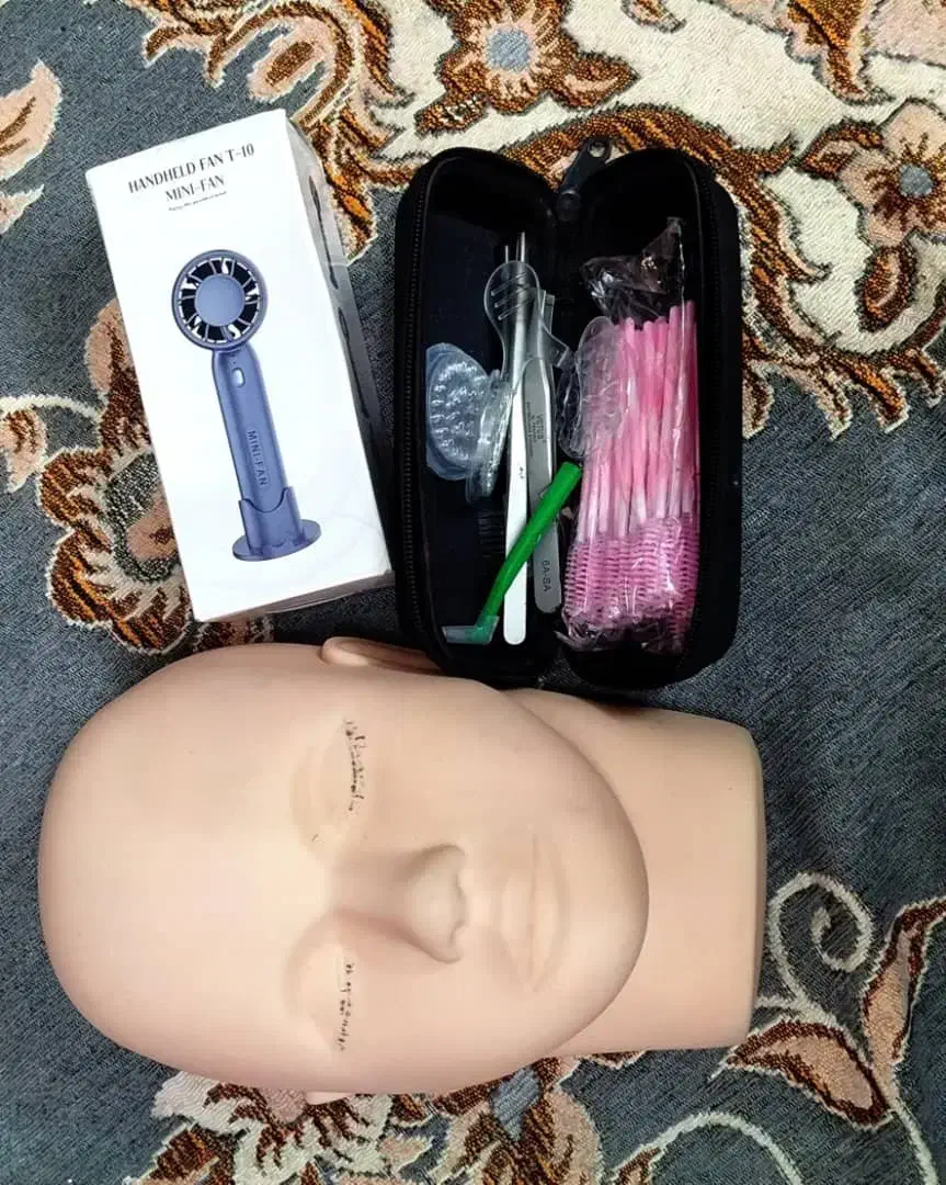 فروش وسایل کاشت ناخن و مژه|آرایشی، بهداشتی، درمانی|شیراز, ریشمک|دیوار