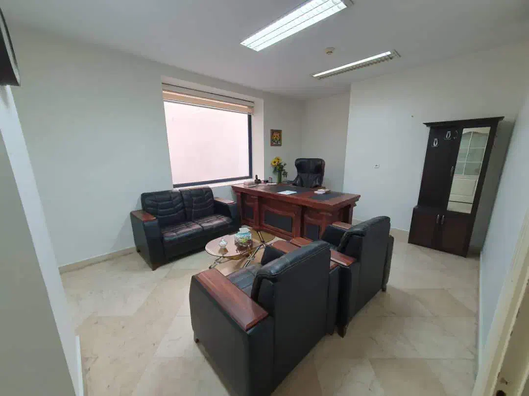 واحد اداری مبله شیک در فلکه دم صادقیه|اجارهٔ دفتر کار، اتاق اداری، مطب|تهران, صادقیه|دیوار