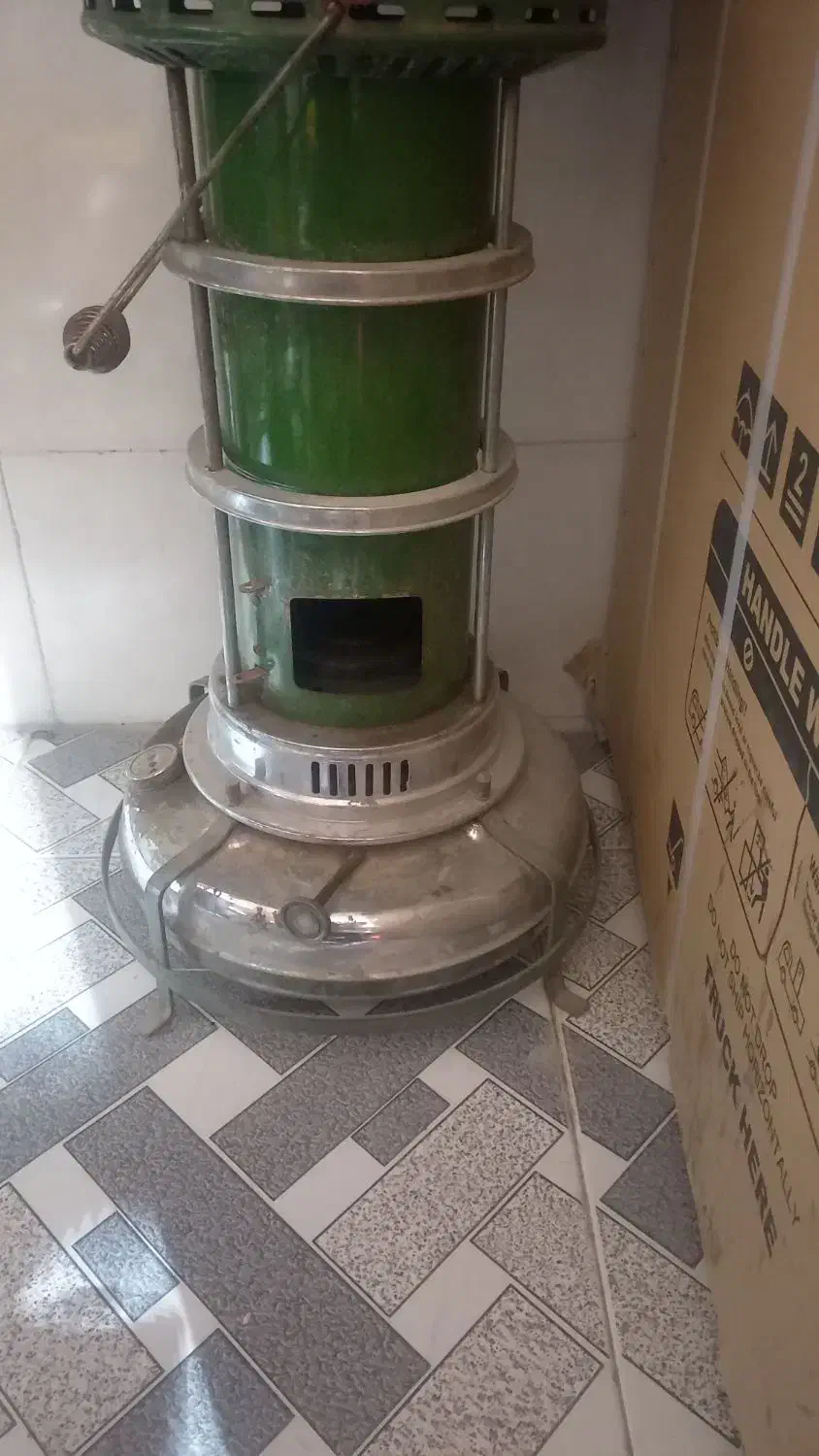 بخاری نفتی علاالدین|بخاری، هیتر، شومینه|شیراز, قلعه نو|دیوار