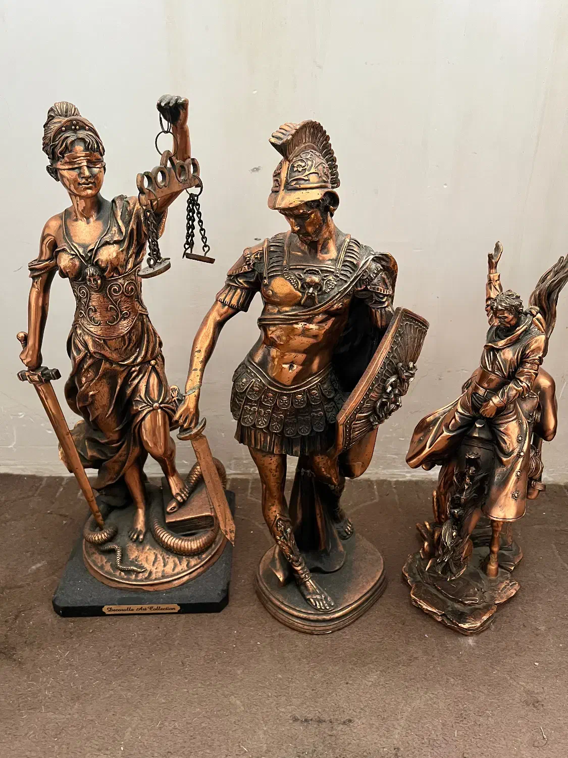 مجسمه برنز|مجسمه، تندیس، ماکت|بندر ماهشهر, |دیوار