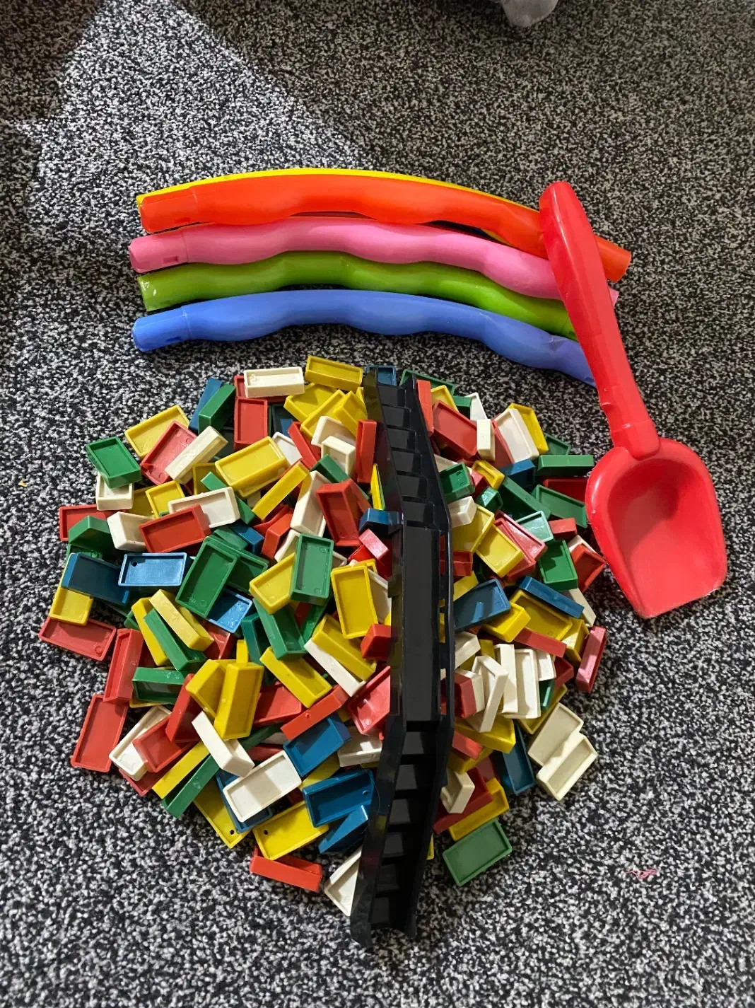 حلقه بازی،دومینو ۵۰۰تکه|اسباببازی|آمل, |دیوار