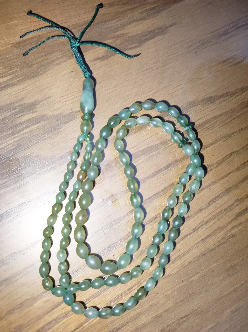 تسبیح شاه مقصود قدیمی دست تراش|کلکسیون اشیاء عتیقه|ارومیه, |دیوار