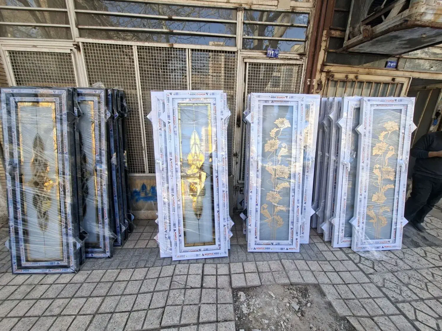 مستر و سرویس مشکی|مصالح و تجهیزات ساختمان|مشهد, نوید|دیوار