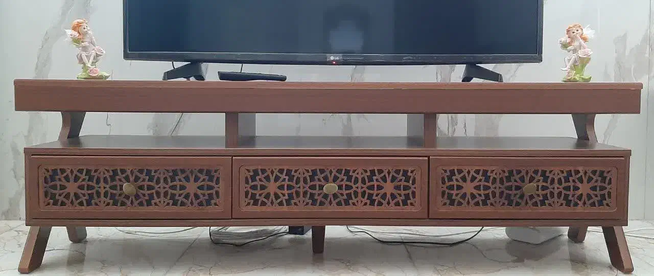 جاکفشی و میز تلویزیون و کمد لباس|جاکفشی، کمد، دراور|میبد, |دیوار