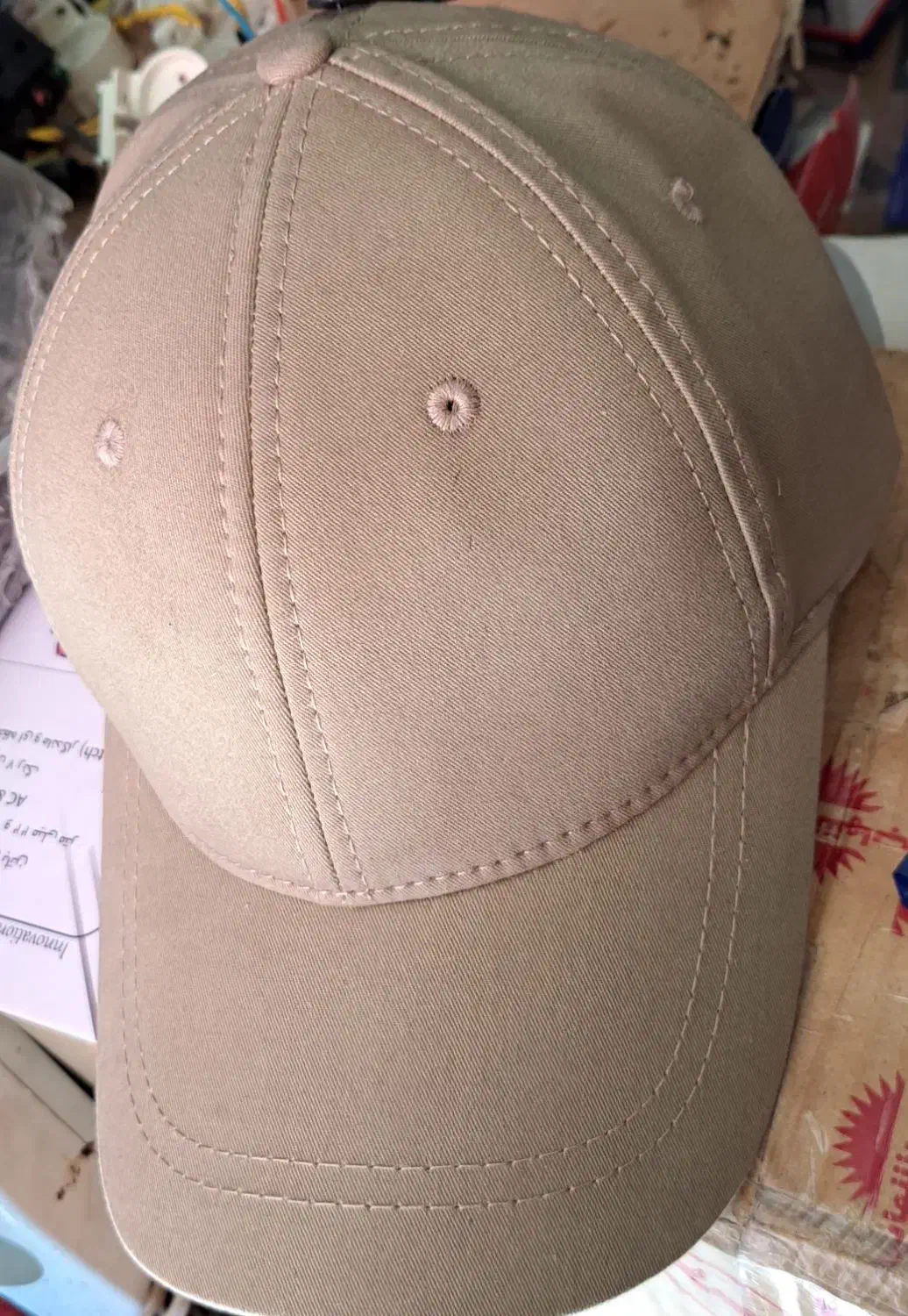 کلاه نو|لباس|کازرون, |دیوار