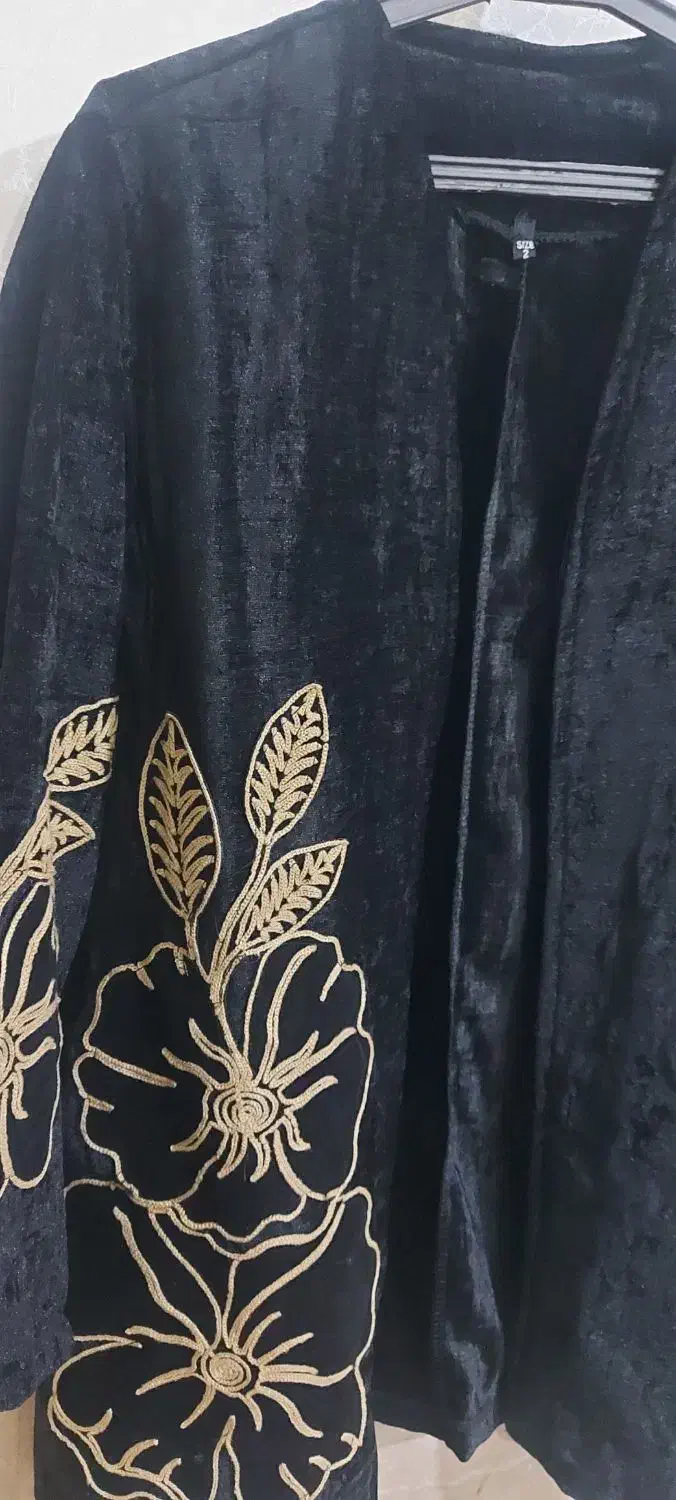 مانتو شیک|لباس|الشتر, |دیوار