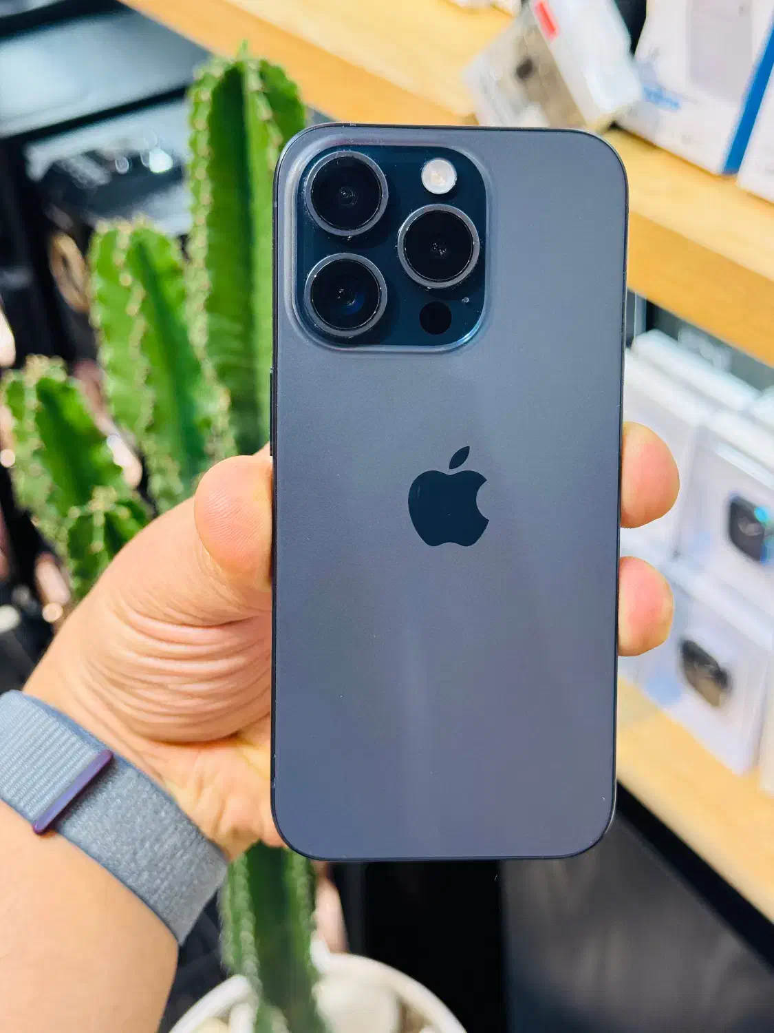 15پرو256 ZAA بدون ریجستر(بدون مشابه) با شرایط راحت|موبایل|شهریار, شهریار|دیوار